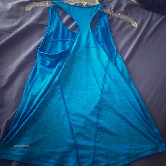 Activewear 💪 - Blue Reebok Top (Used) - Picture 3 of 4